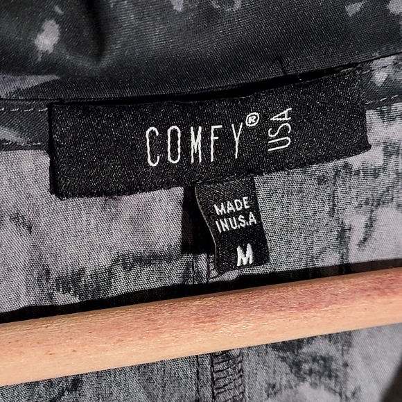 Comfy Front Button-Down Shirt - Picture 4 of 4